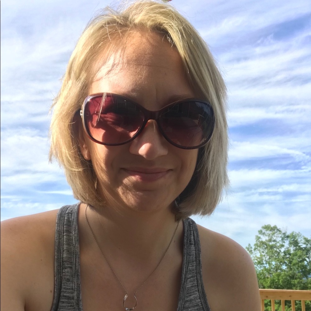 Meet your Posher, Jessica